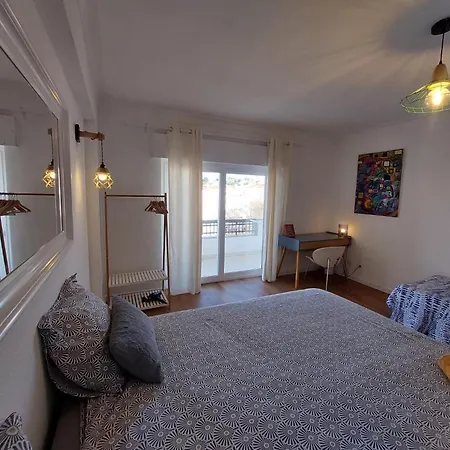 Dona Ana - Bedroom Private Terrace ホームステイ *